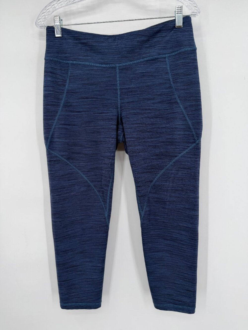 Patagonia Women's Heather Blue Cropped Leggings Size L Athletic Yoga Capri Pants